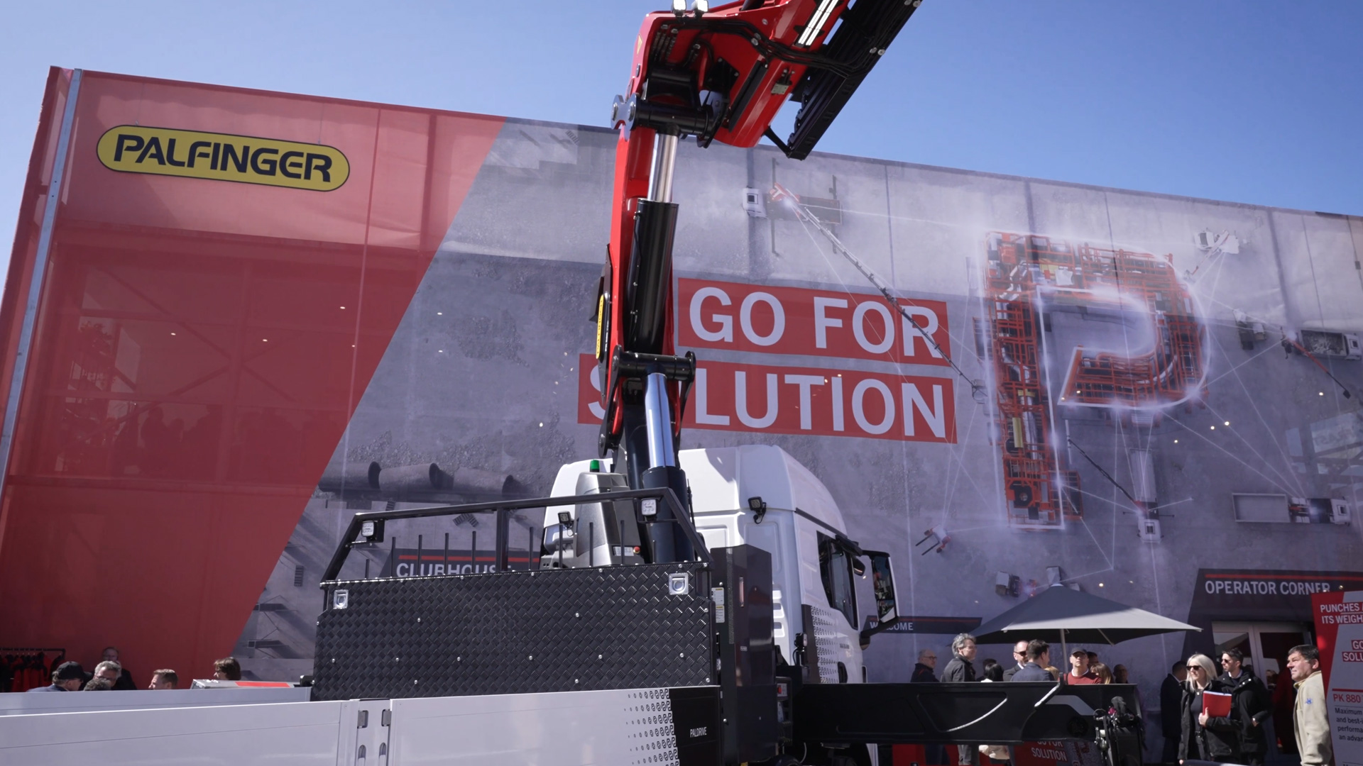 loader crane high load capacity precise control thoughtful system integration bauma munich