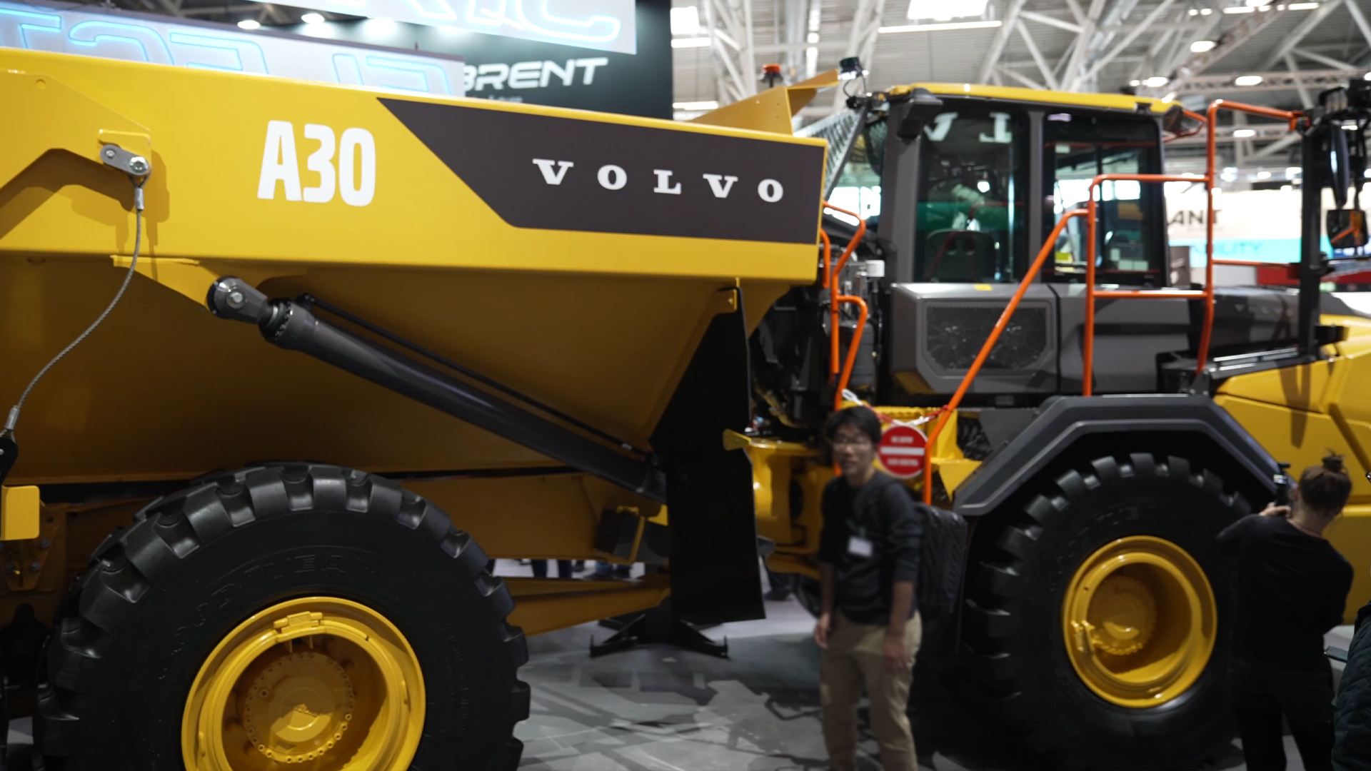 volvo electric articulated dumper a30