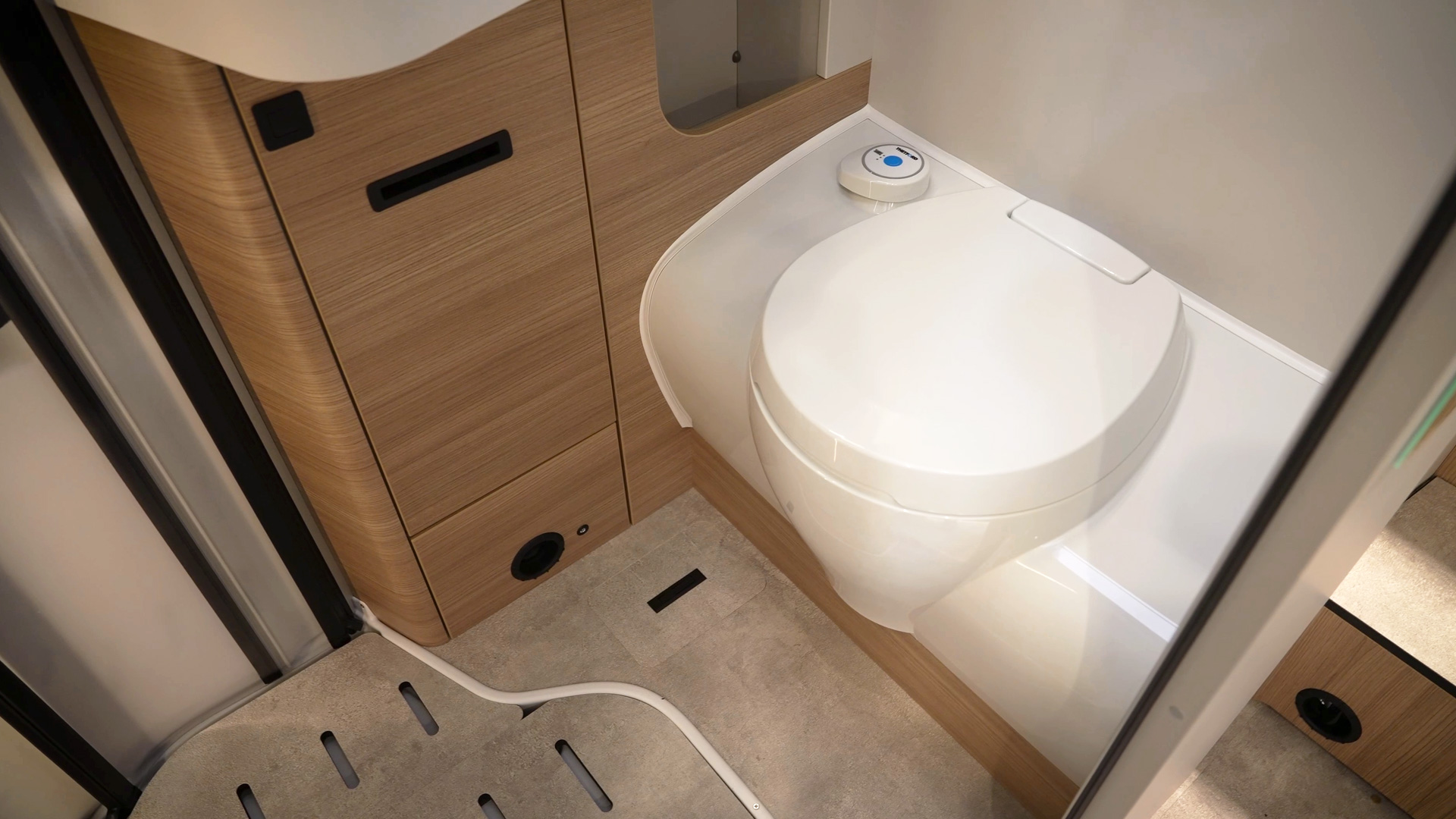 Facelift new bathroom concept Hymer