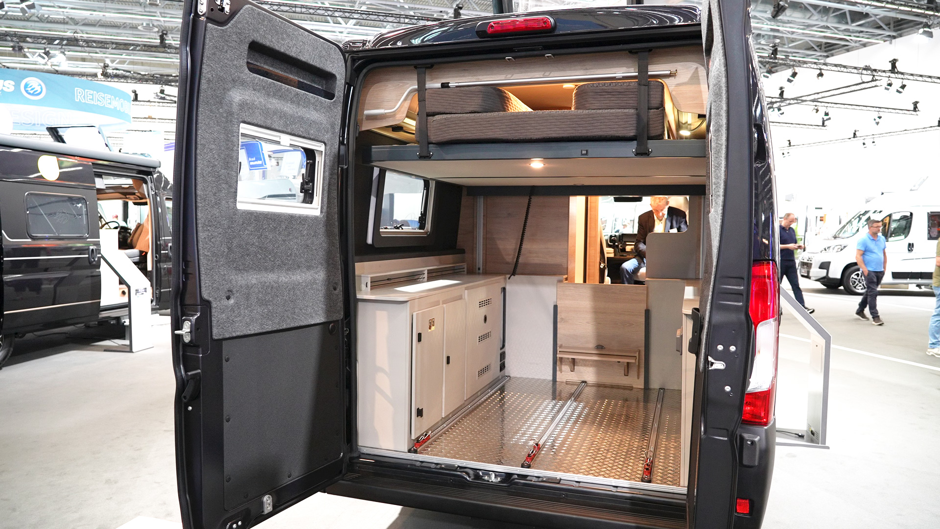 Interior fold down bed lightweight Fiat Ducato