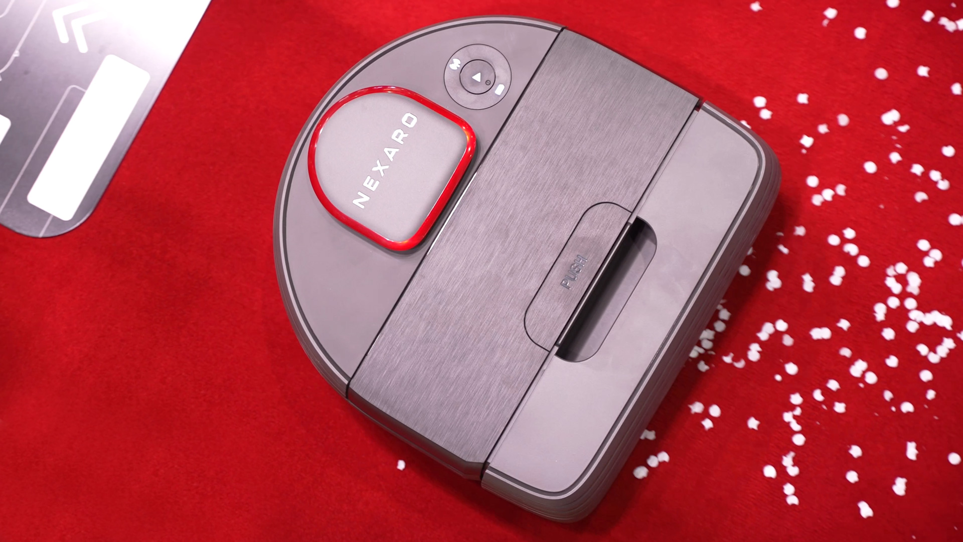Cleaning performance Nexaro vacuum robot CMS