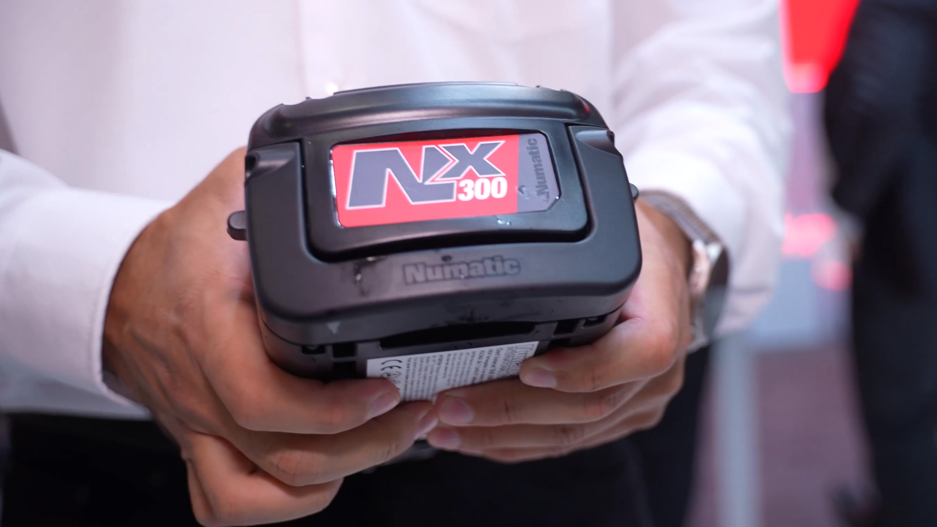 NX300 battery focuses on platform runtime and fast charging