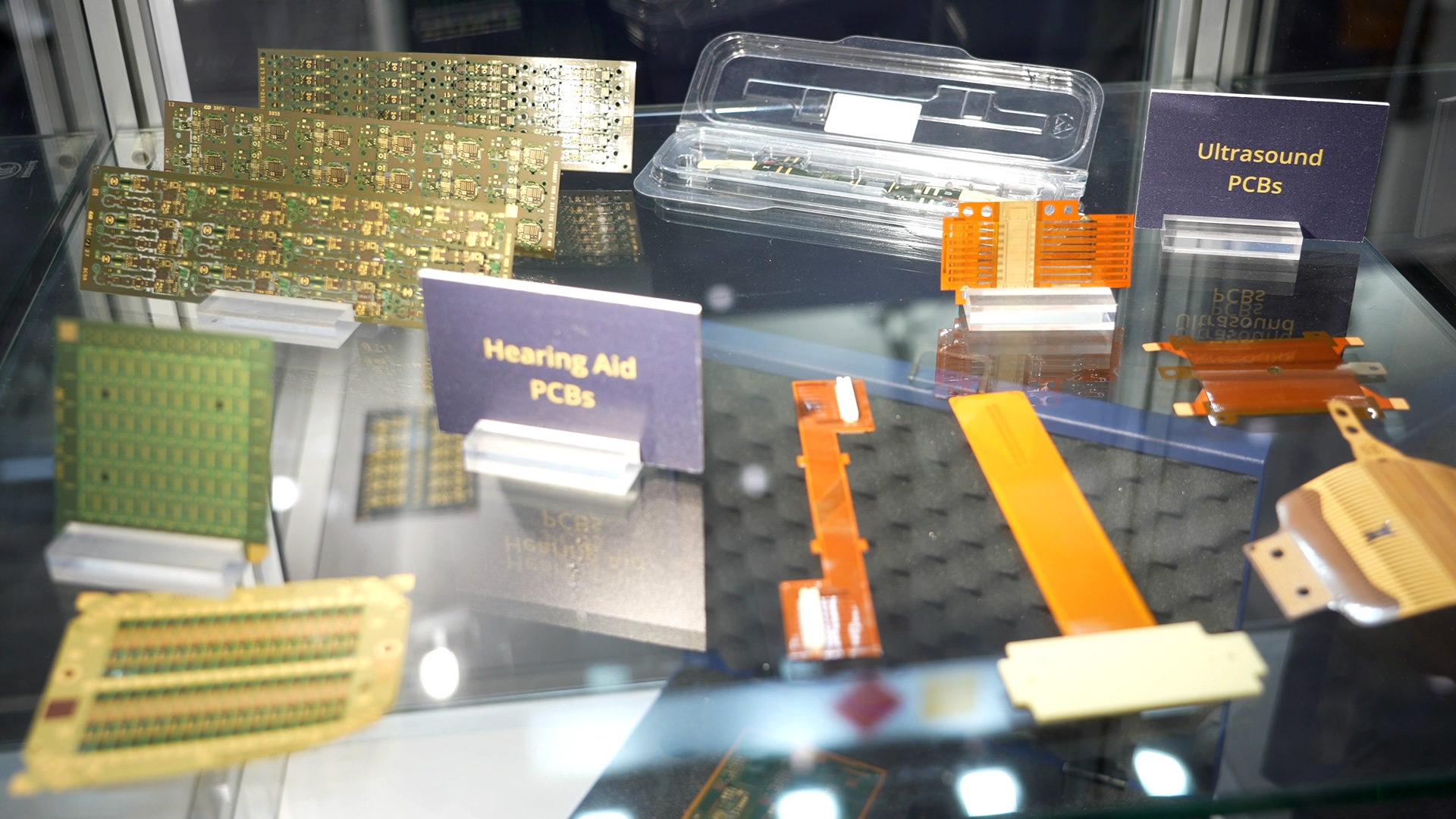 Conductor tracks for biocompatible sensory implants