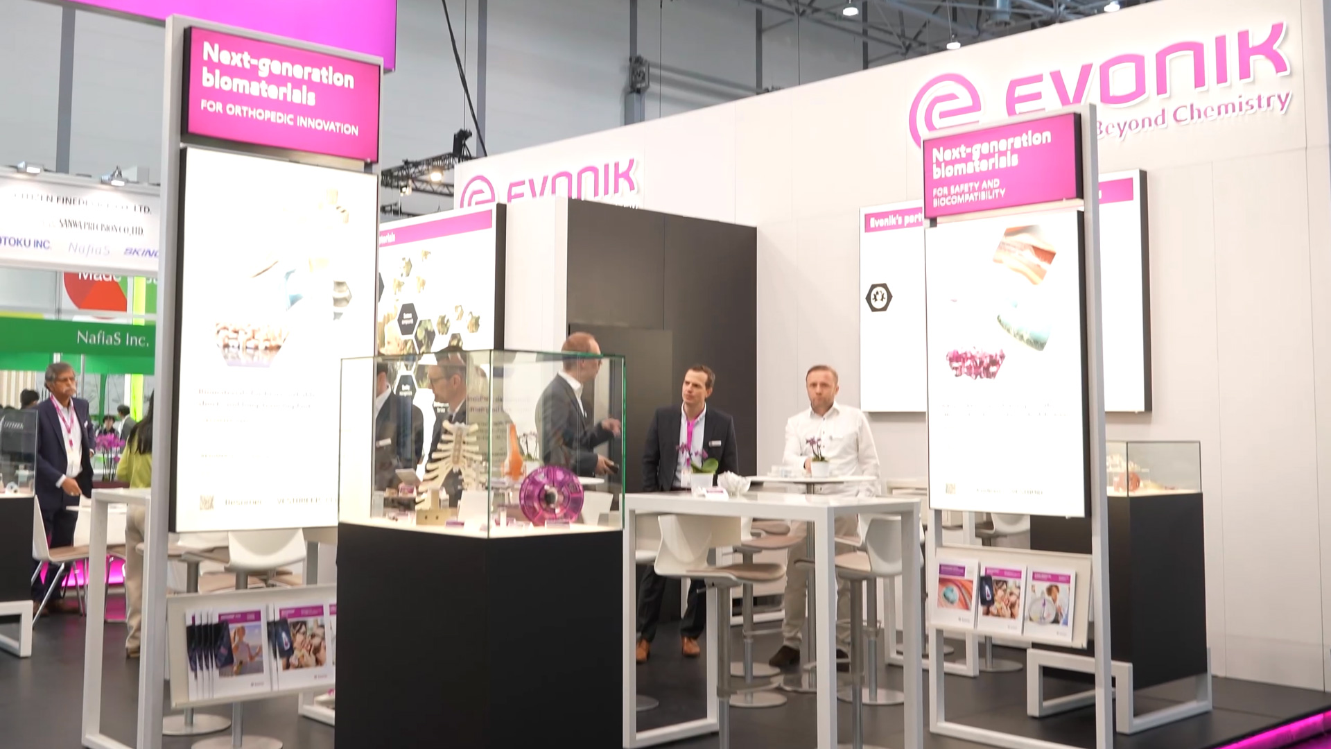 Evonik implantable plastics Compamed 2025
