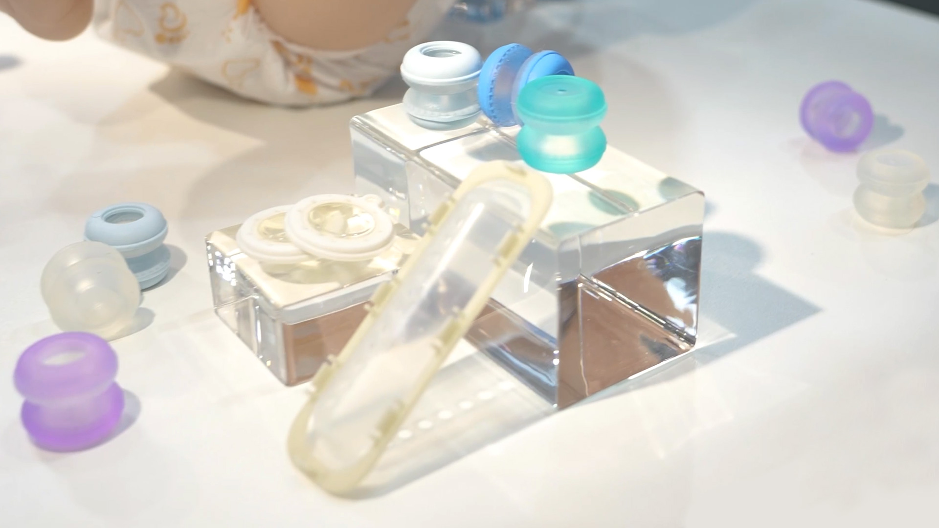 Neonatology Skin friendly Alternative to Electrodes