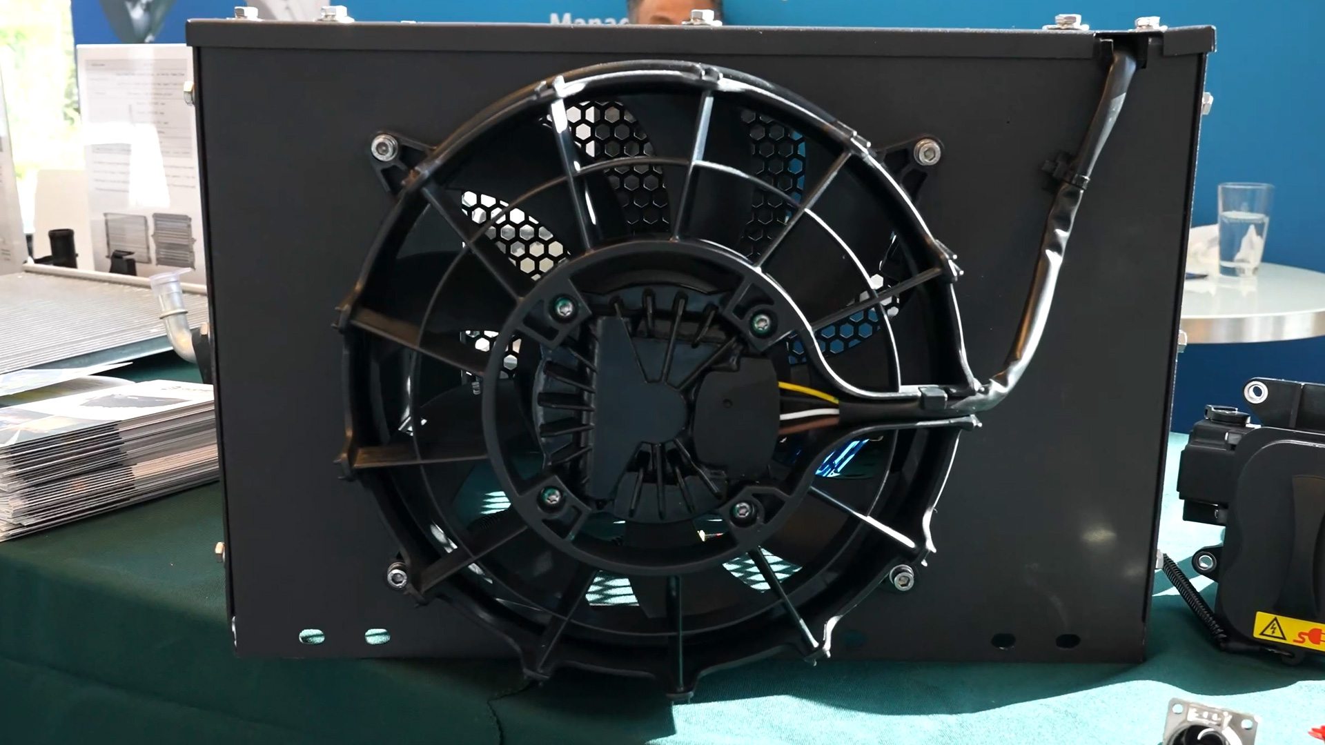 High performance compressor thermal management system battery cooling Guchen