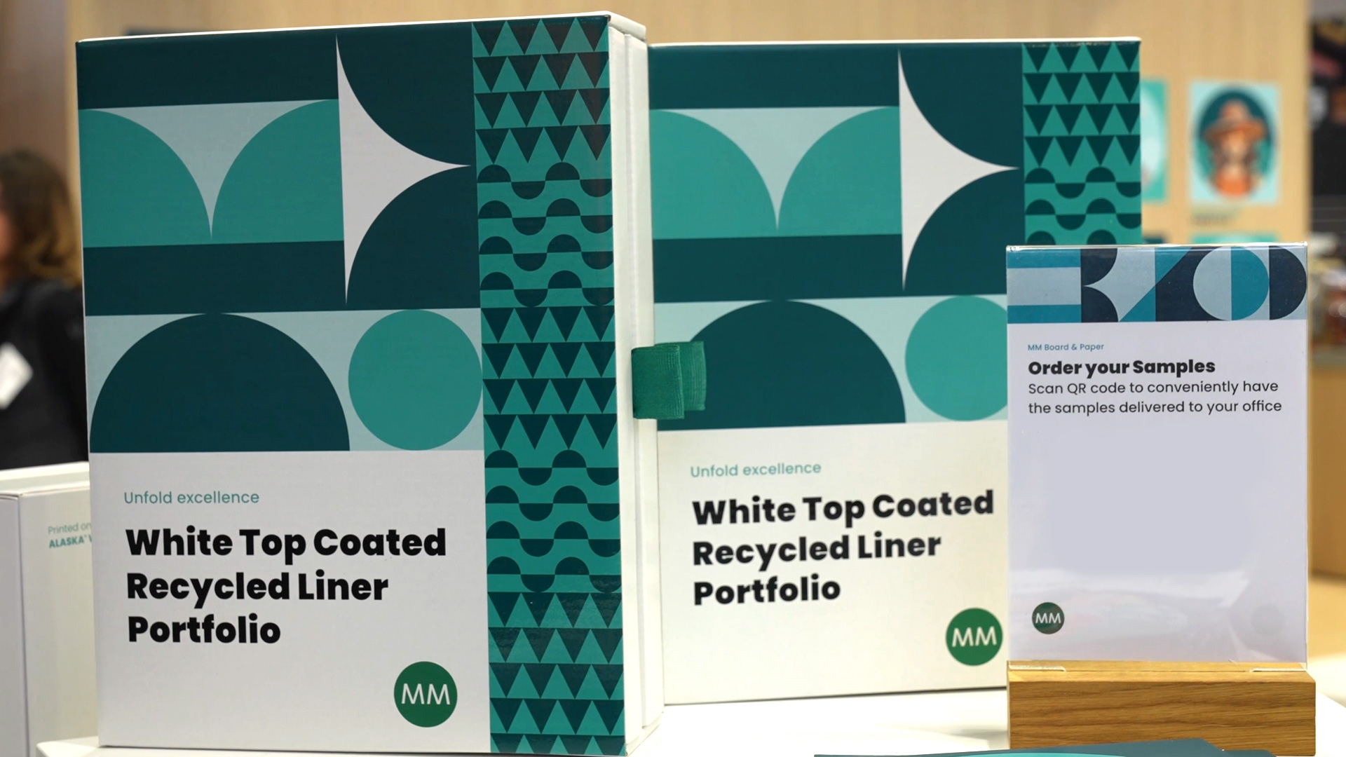 Liner surface for printing MM