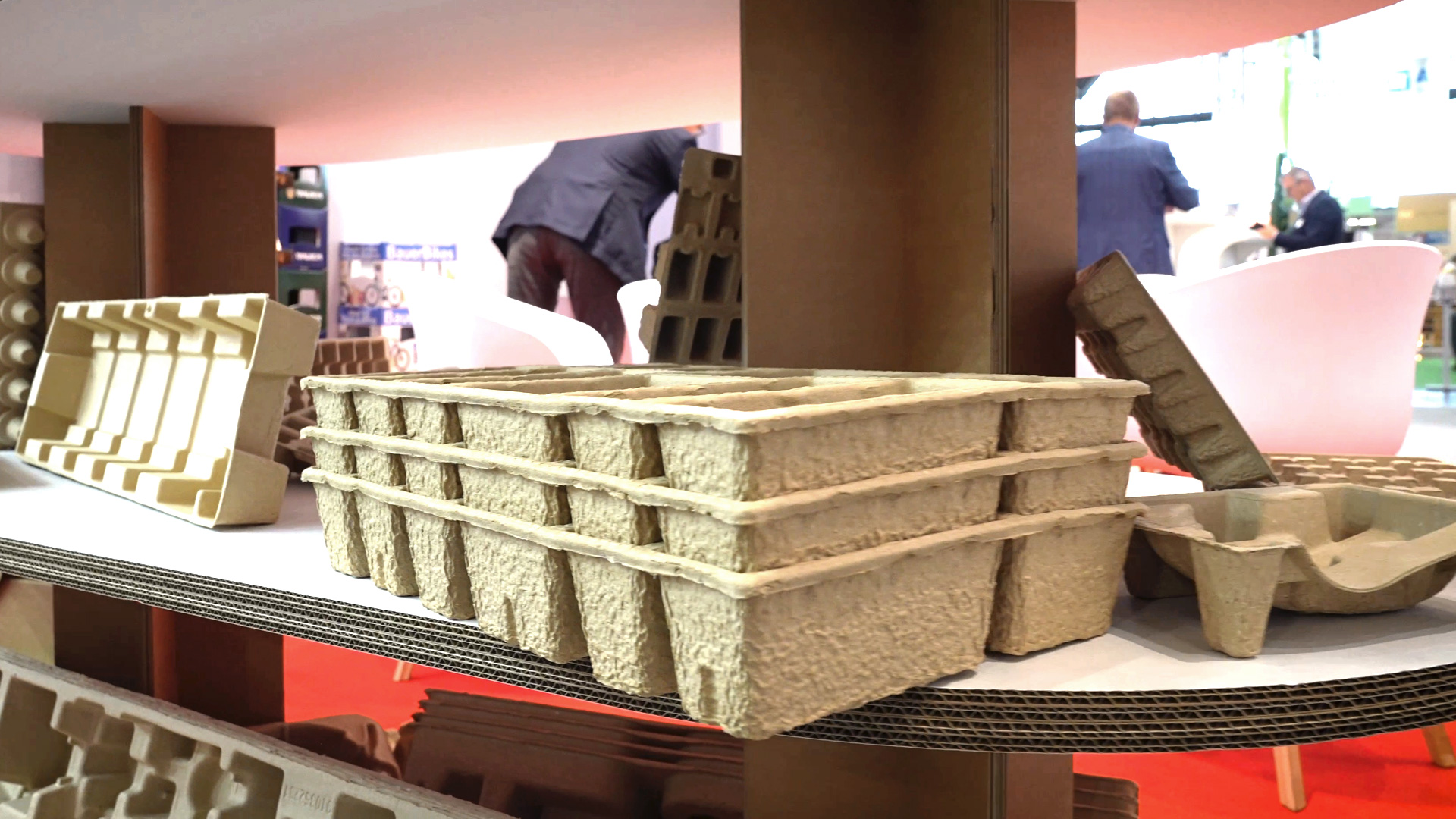 Stackable cardboard containers space saving Rondo