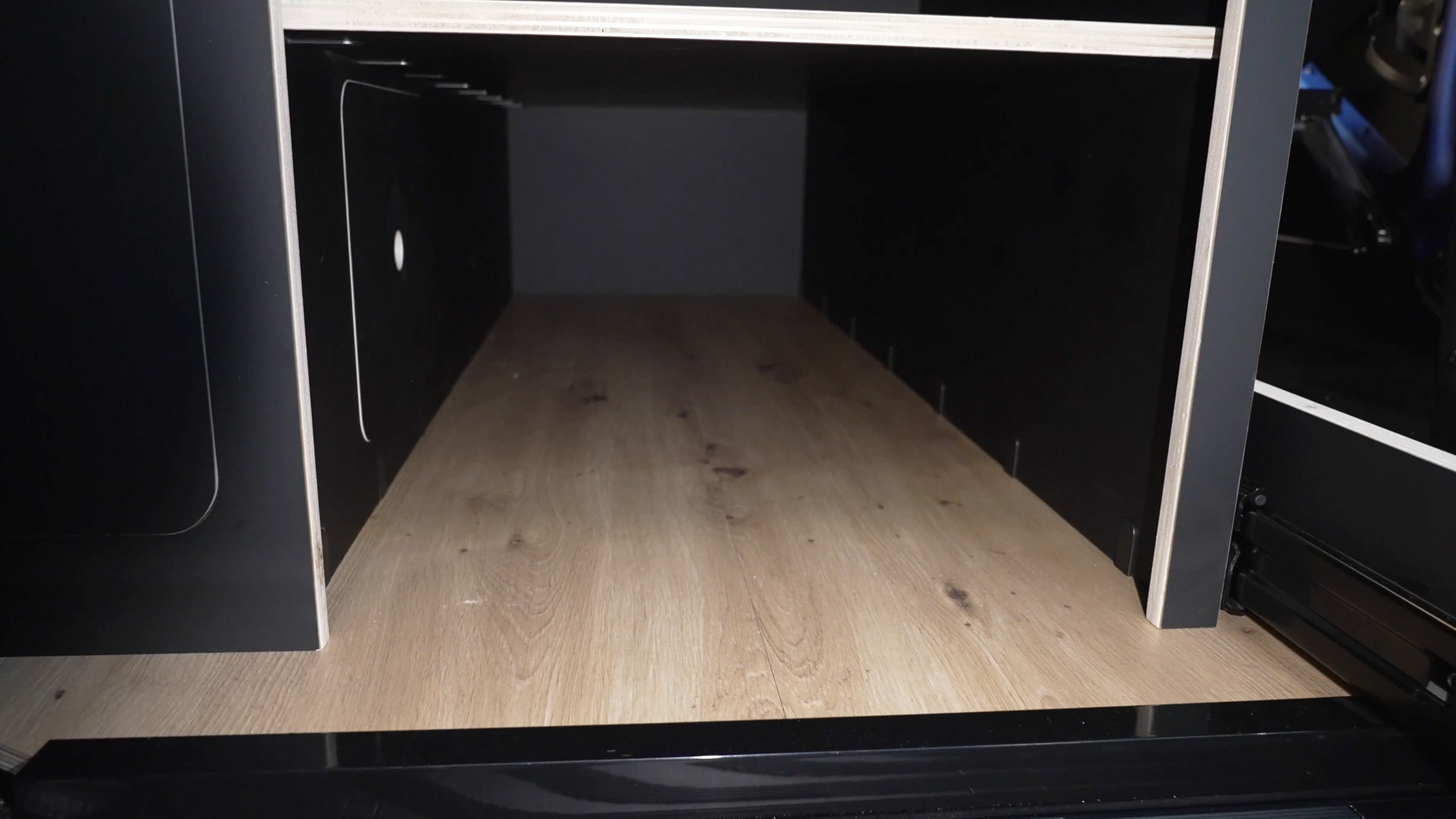 additional storage space through power supply under the vehicle
