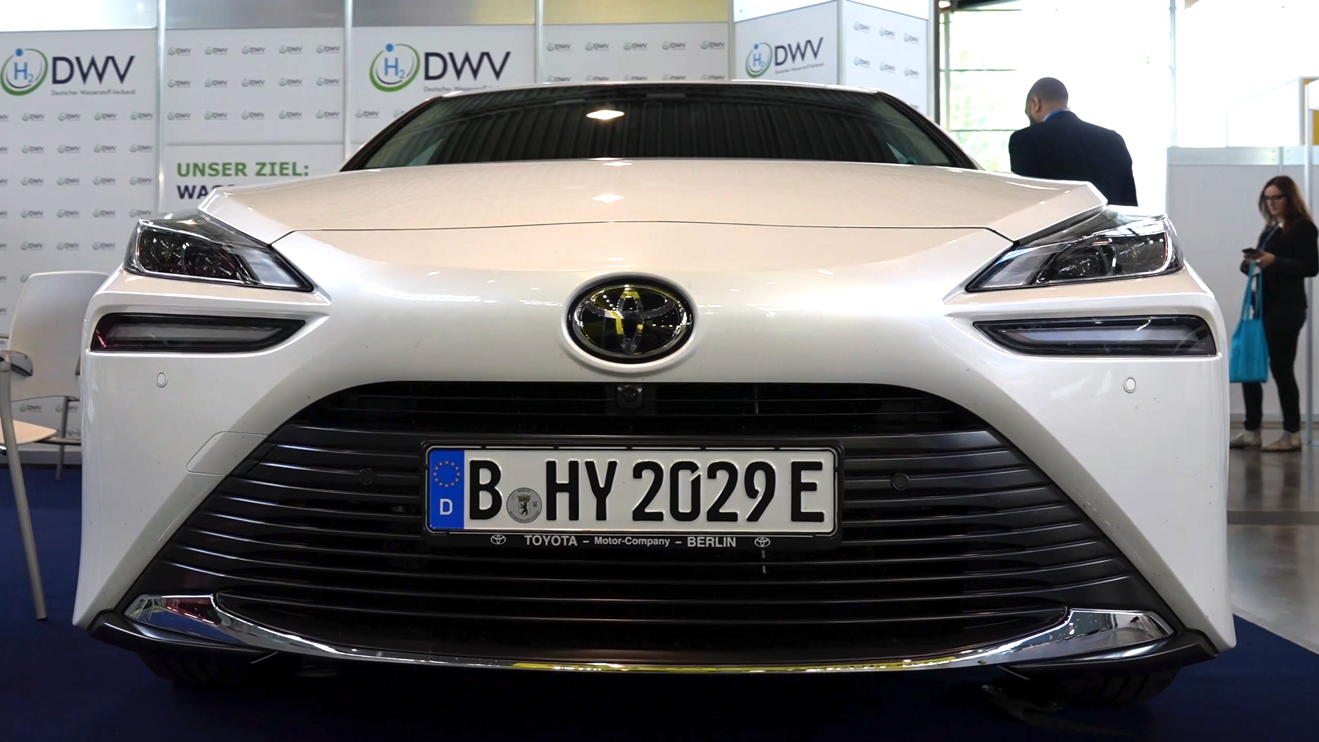 H2 cars reduce CO2 emissions DWV