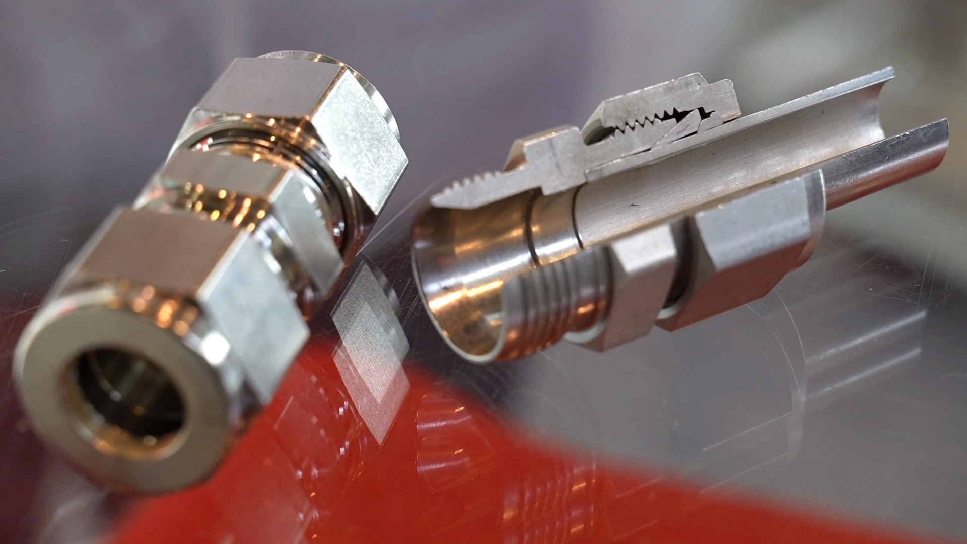 Two clamp ring design austenitic 316L stainless steel Hy Lok D
