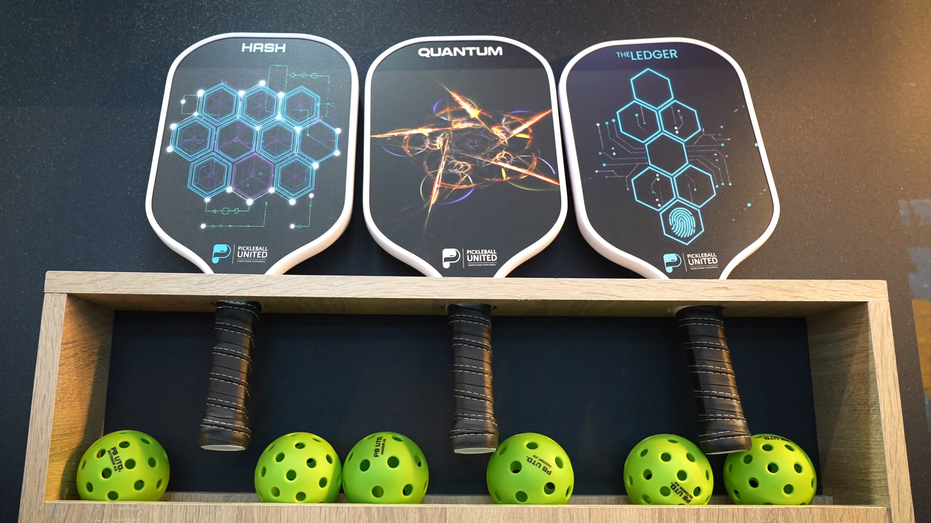 Pickleball carbon fiber paddle for a light feel