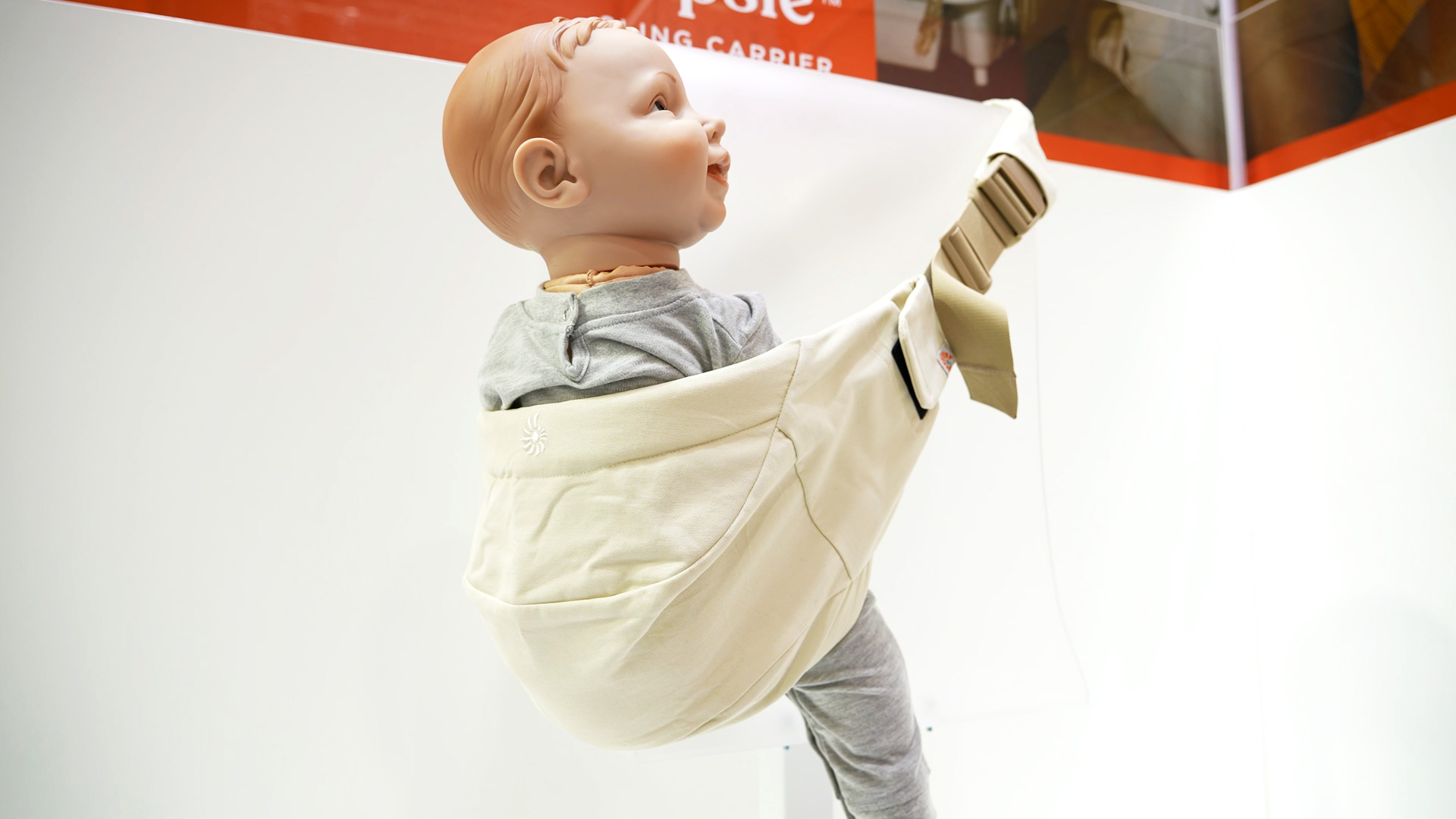 Ergobaby Upsie Baby Carrier Kind und Jugend 2025 Cologne