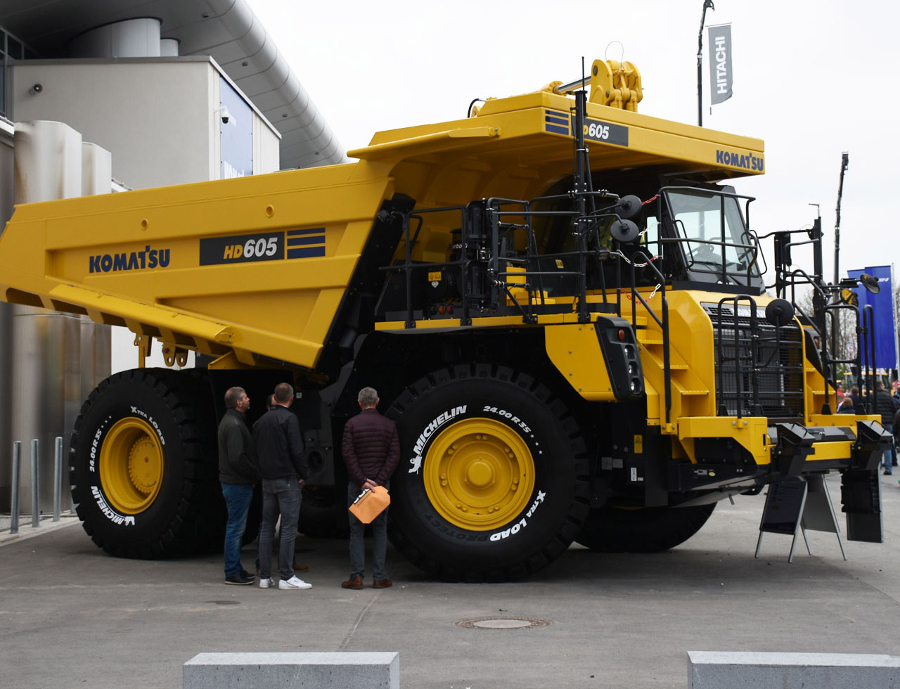 komatsu dump tipper bauma munich