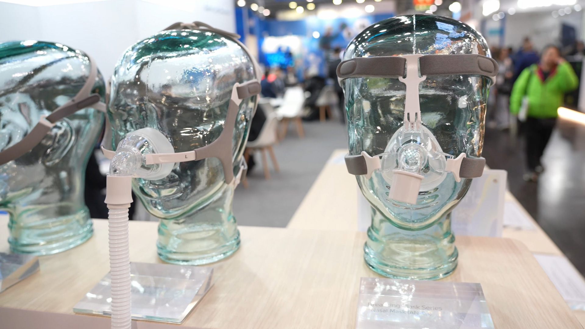 Heyer sleep apnea devices with different mask systems