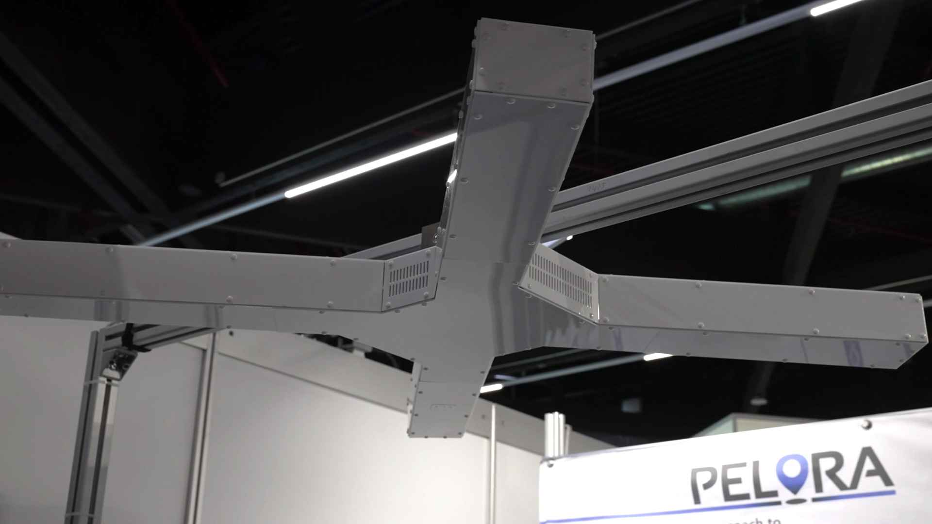 Innovative Pelora receivers Bluetooth positioning compatible with end user devices