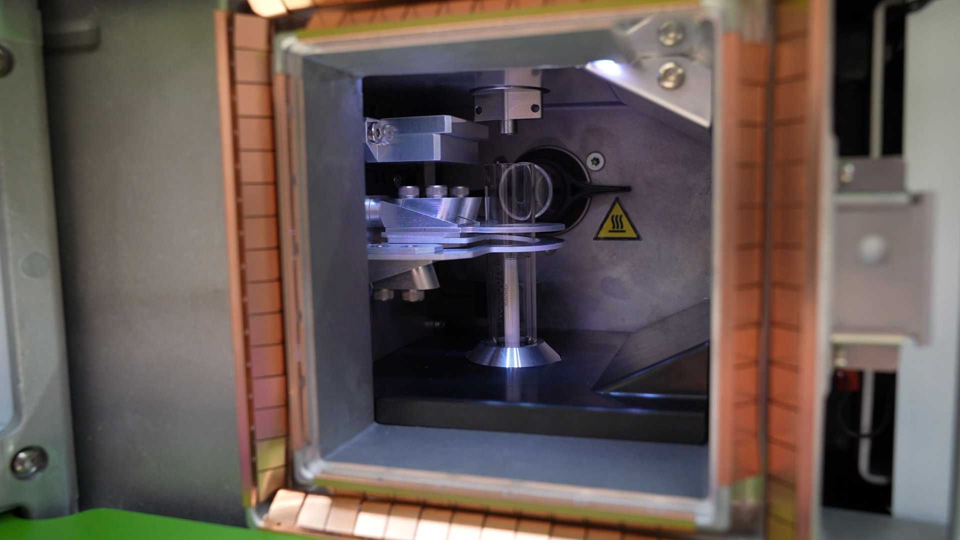 PerkinElmer Broad fields of application for modern element analysis