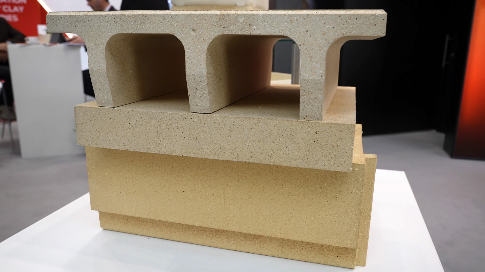 Kiln car viaduct stone for coarse ceramic industry