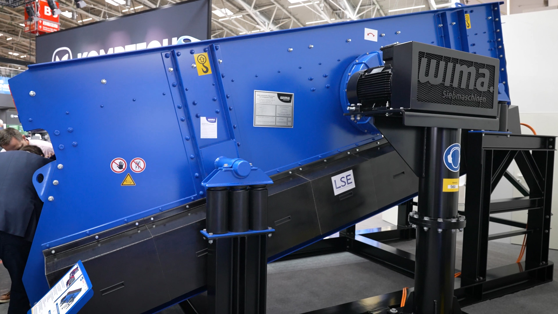 Flip Flow Screener for compost and moist materials