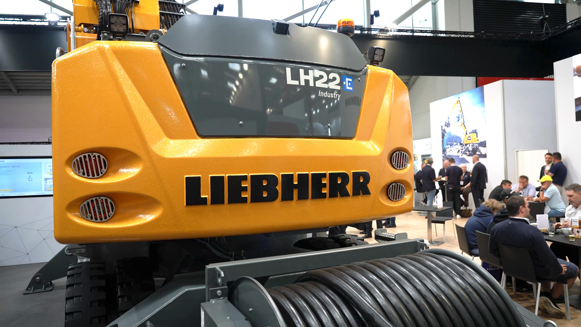 Liebherr LH 22 C Industry Litronic material handler