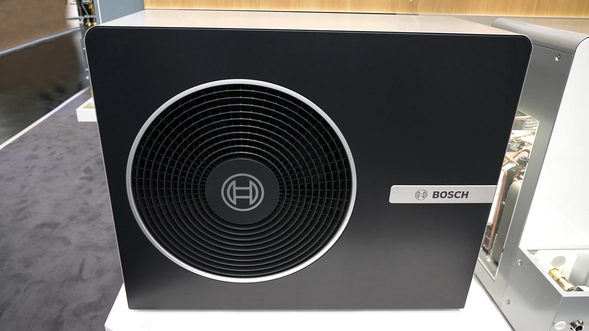 Bosch CS 8800iAW heat pump