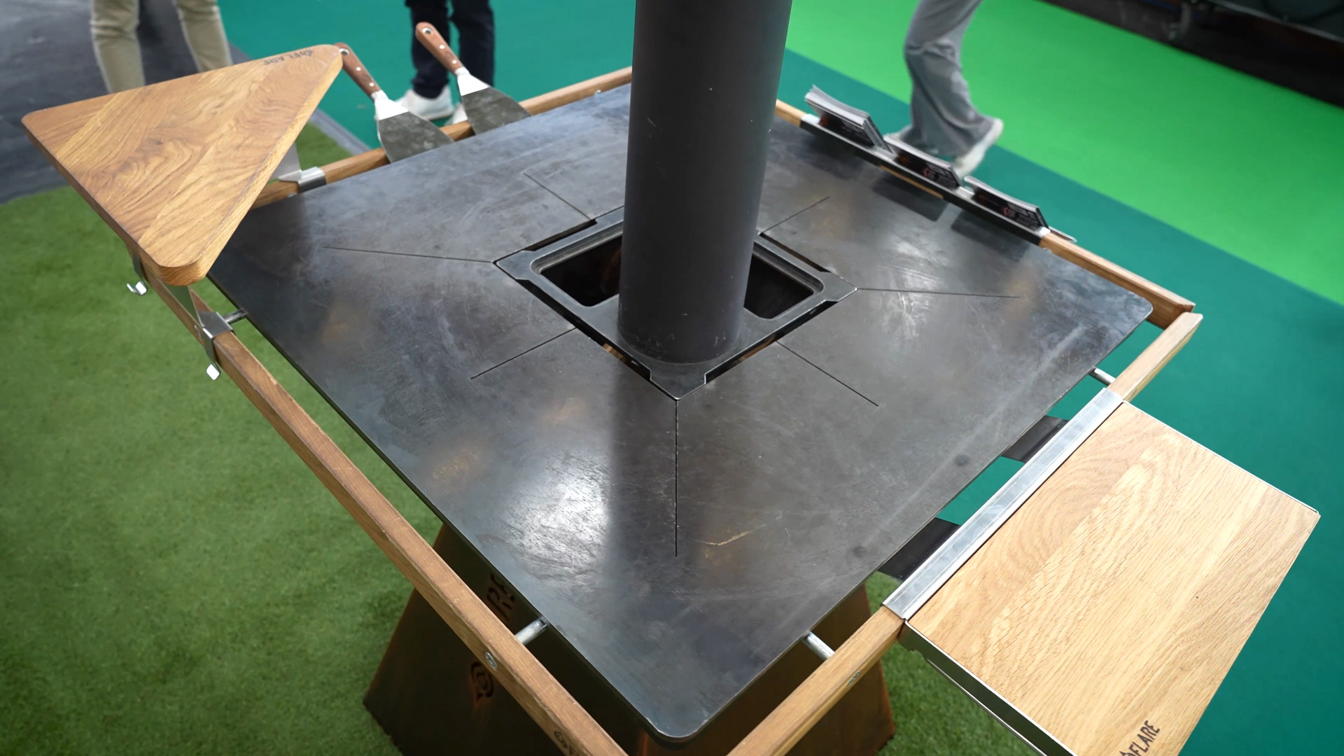 Smoke tube and fire guide for comfortable grilling