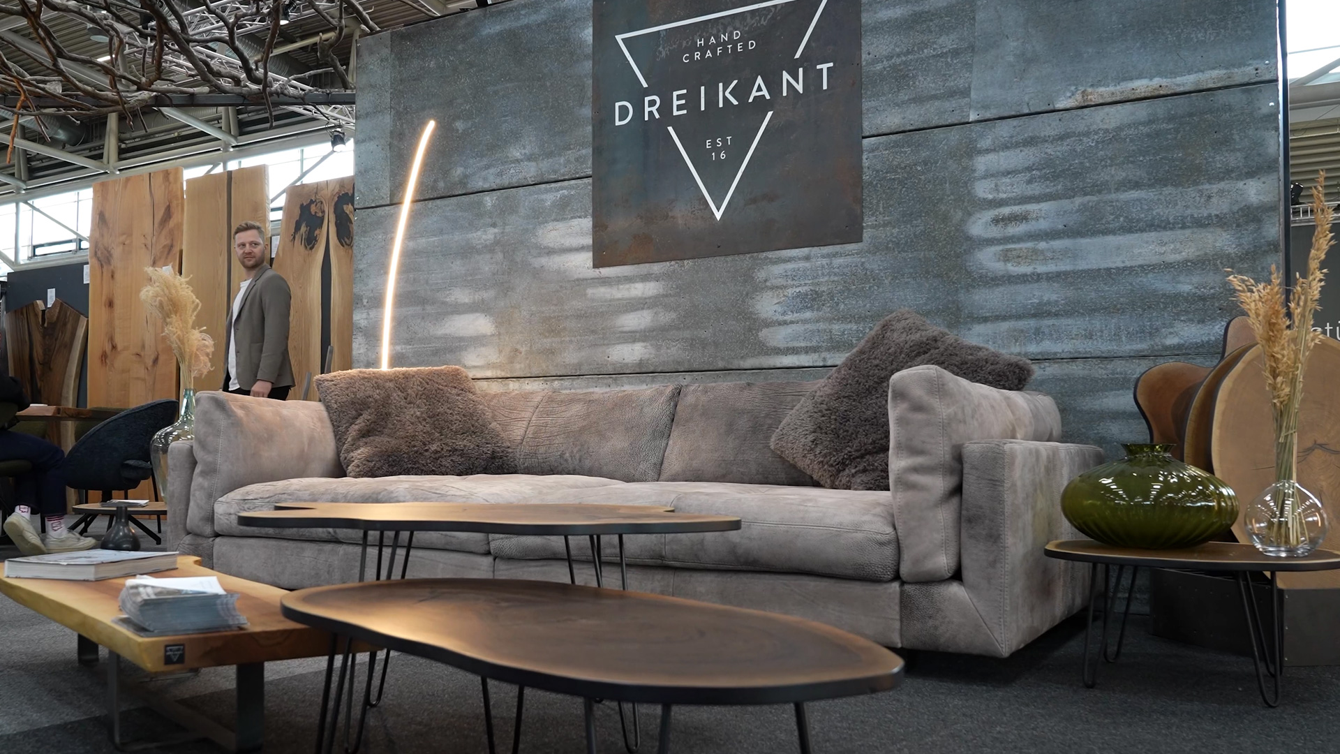 Unique tables Dreikant International Handicrafts Fair Munich