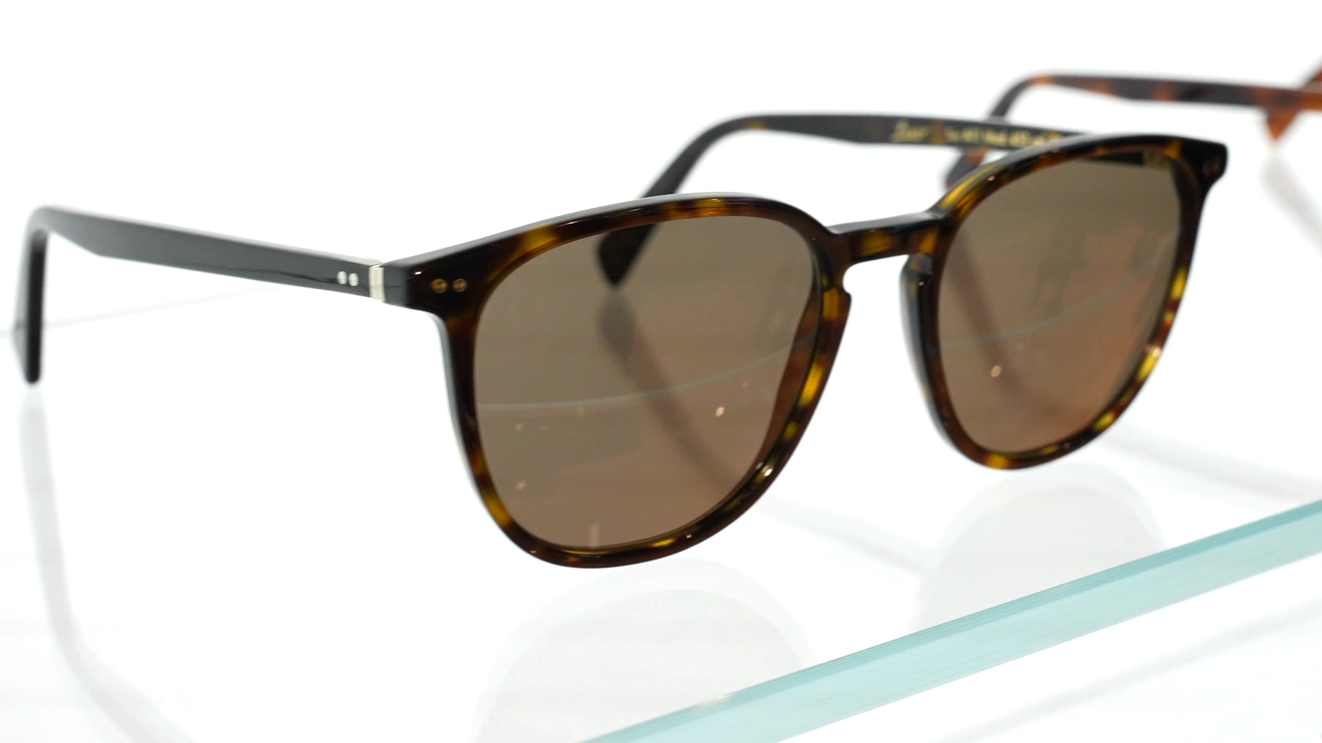 Sunglasses made from acetate a cotton based material