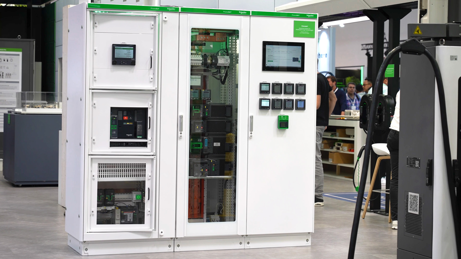 Battery storage and software optimise charging at the depot