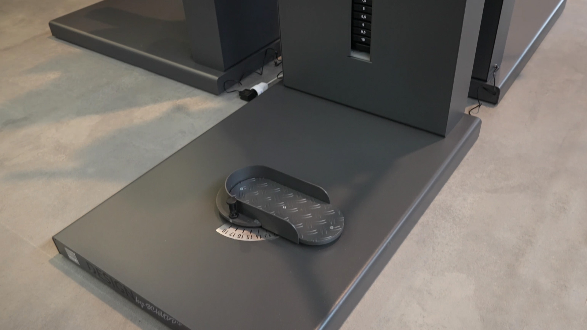 Targeted training of rotational movements in the hip joint