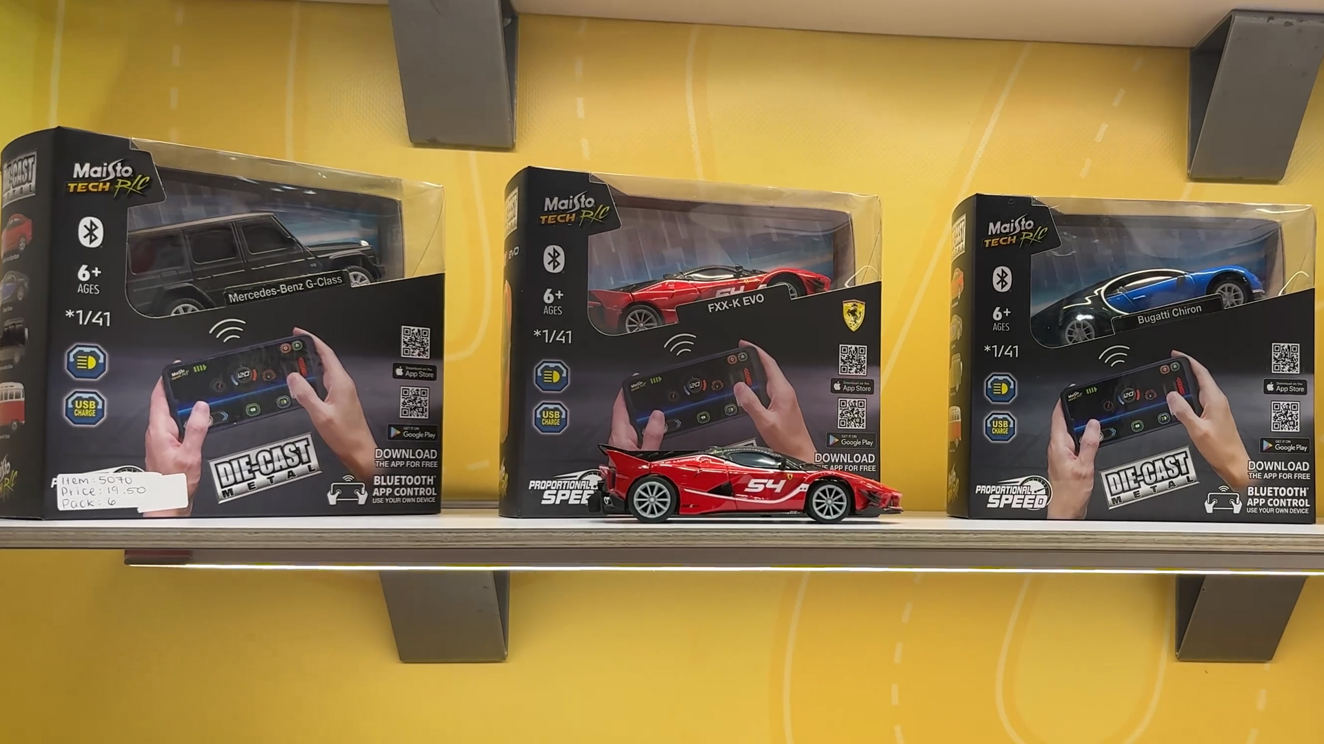 Mini Metal Racers Mercedes Ferrari Bugatti toy cars with controls