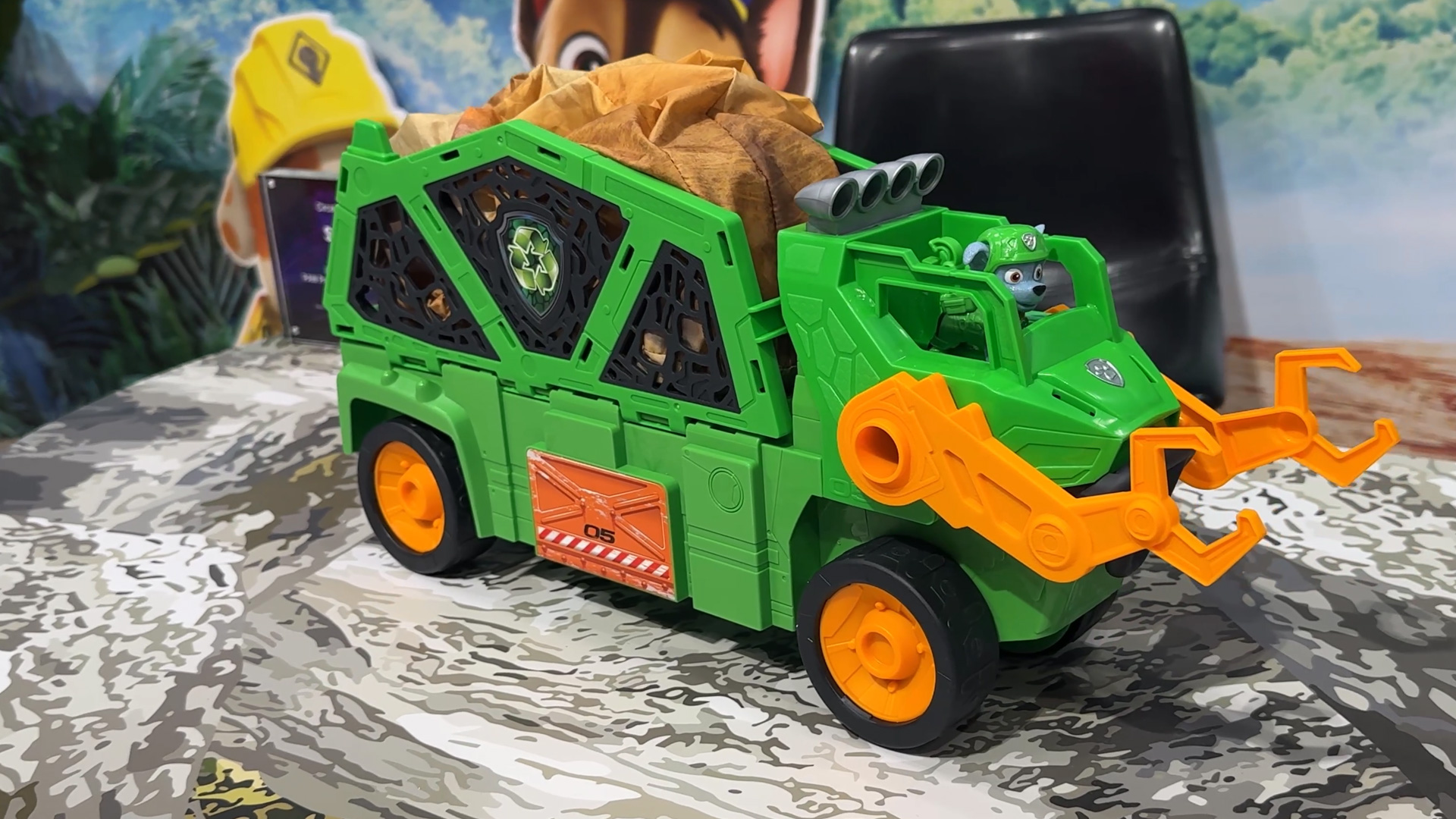Paw Patrol Dino Vehicle Rocky with Inflatable Dinosaur