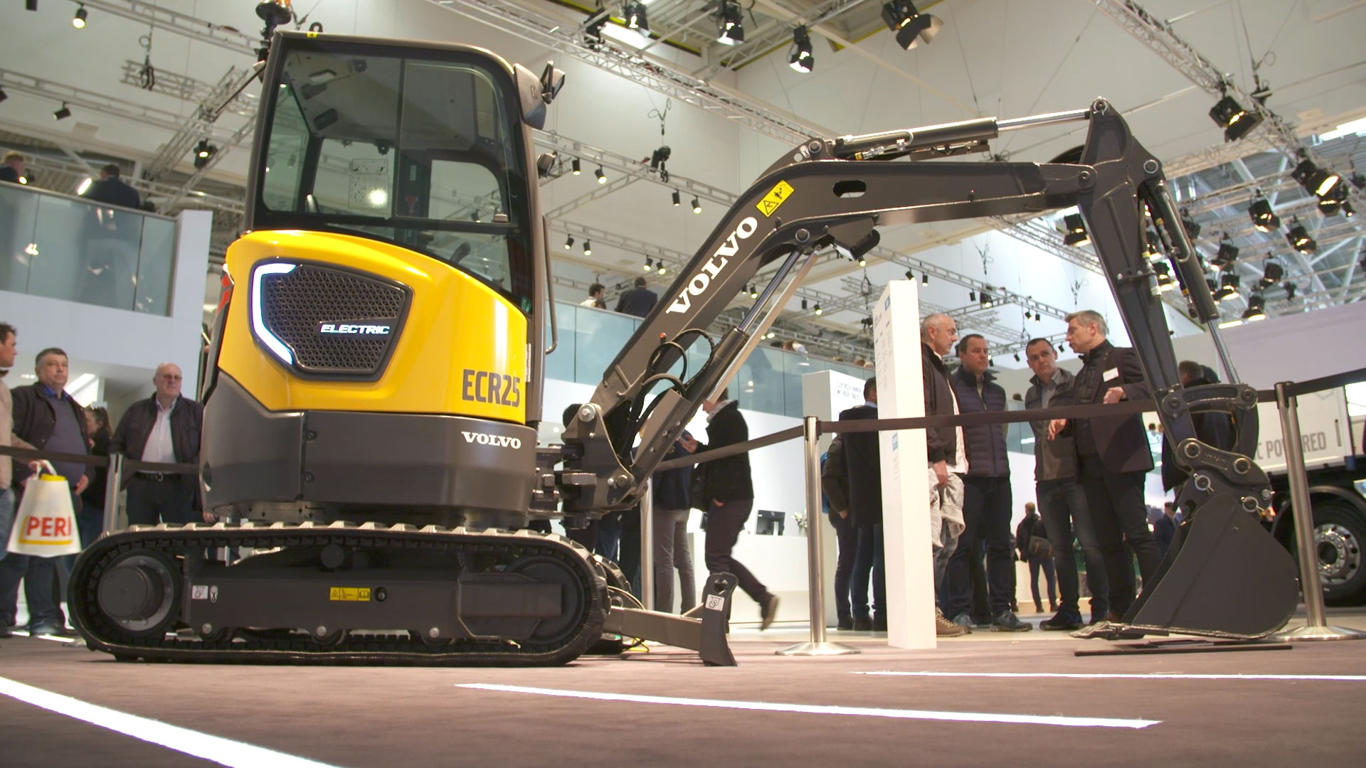 Crawler excavator