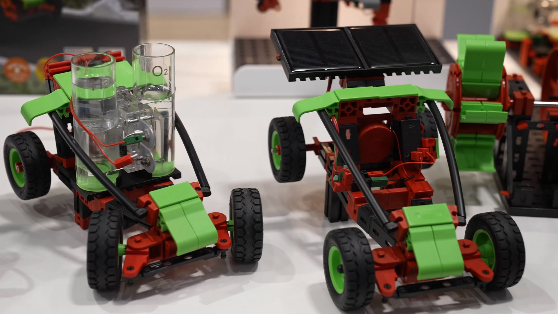 Technical toys construction kits digital and analog Toy Fair Nuremberg