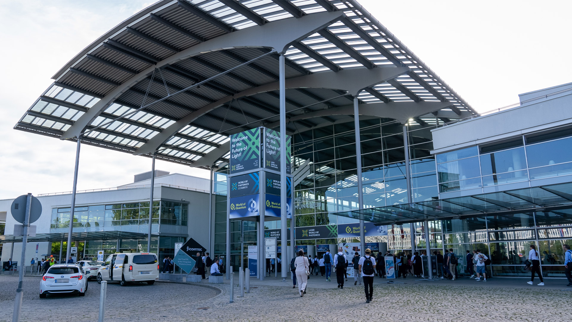 automatica First day of the trade fair Entrance area Trade fair Munich